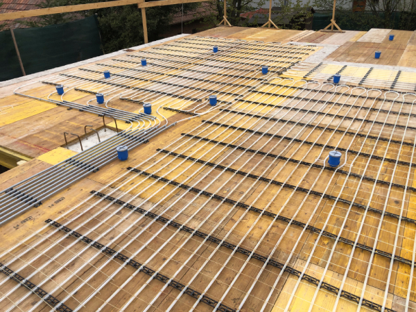 Aktívbetonos mennyezethűtési rendszer